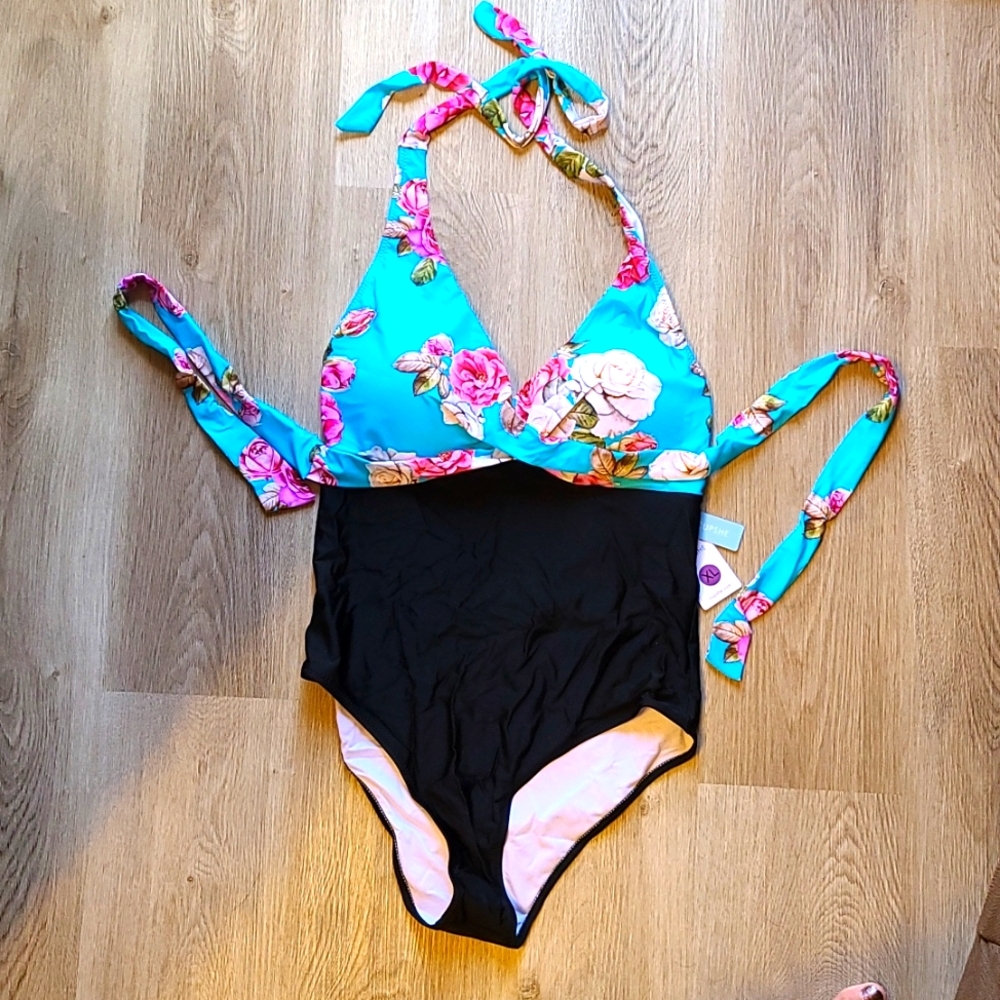 Cupshe Floral and Black Halter One-Piece Swimsuit - XL / Multi-Color